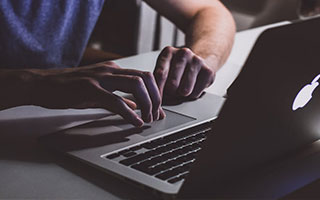 意甲媒体透露：米兰准备租借巴黎圣日耳曼前锋贡萨洛拉莫斯，时间为一个赛季